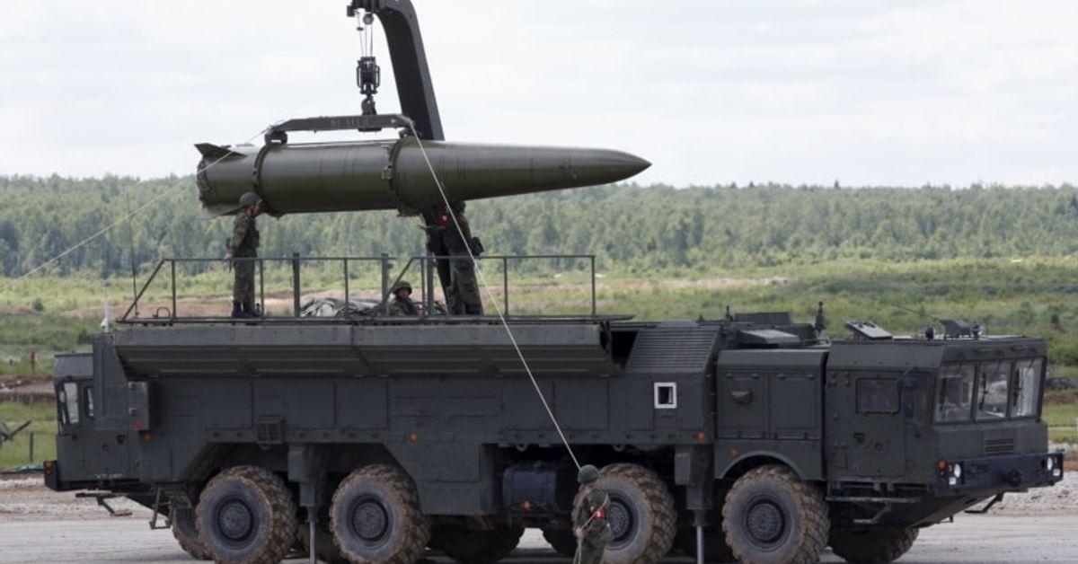 Росія анонсує навчання із застосування тактичної ядерної зброї.