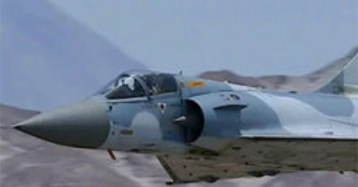 У Перу впав винищувач Mirage 2000: останки літака знайшли на вулкан...