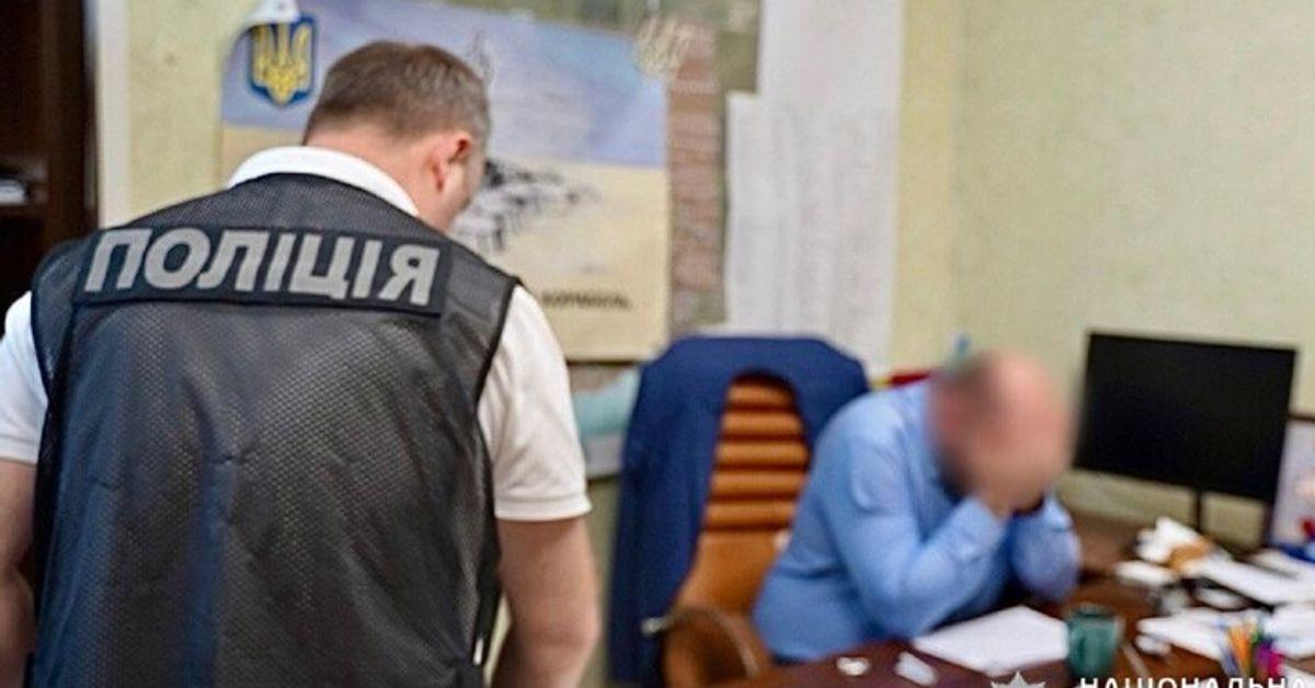 Поліція: на Одещині заступник голови села за гроші допомагав ухилян...