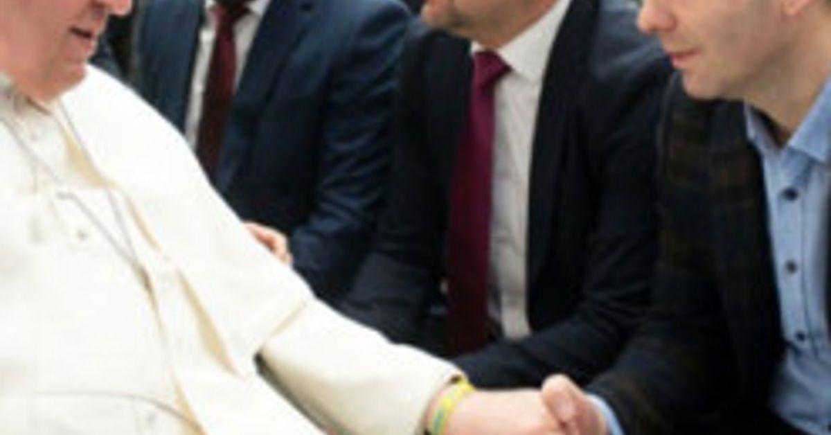 Папа Римський пообіцяв підтримати реабілітаційний центр у Львові та...