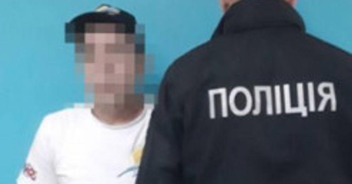 Київські оперативники затримали чоловіка, який ухилявся від суду.