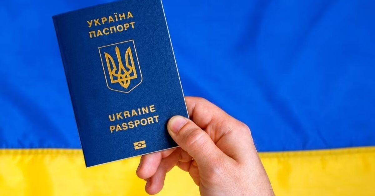 В МЗС України назвали єдину умову відновлення доступу до консульськ...