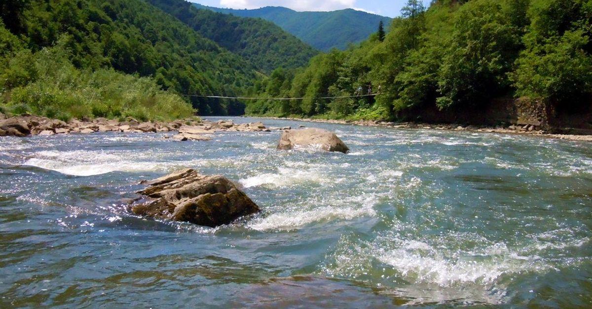 У річці Тиса знайшли відразу 6 потопельників - ЗМІ.