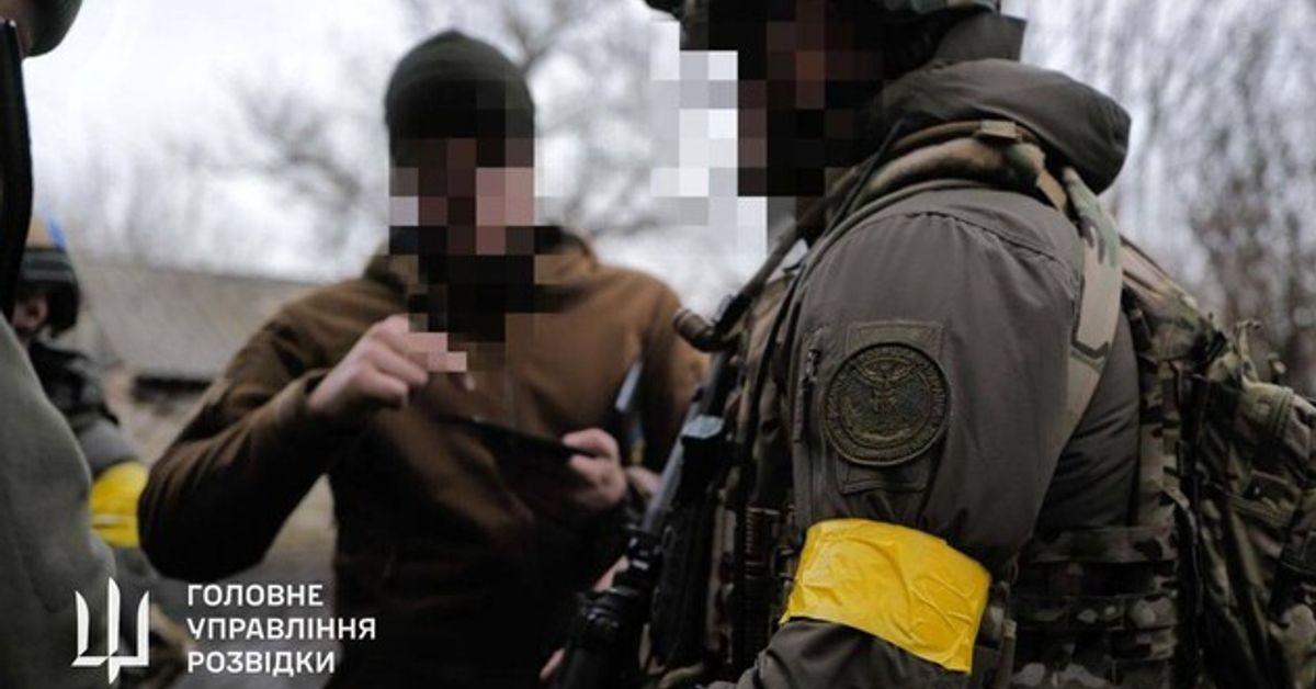 Українські розвідники підірвали російський польовий склад із боєпри...