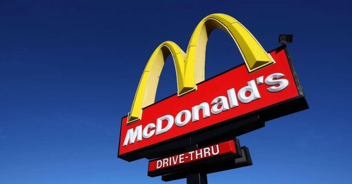 Від початку року акції McDonald’s впали на 7,7%: у чому причина.