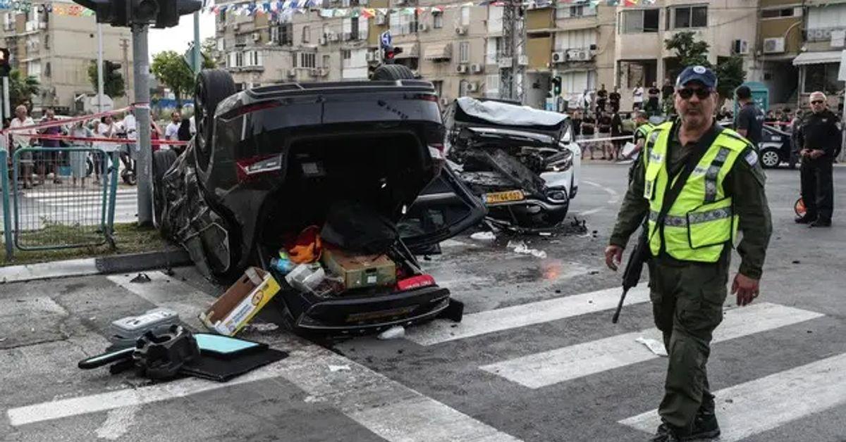 Регулярно порушує ПДР: авто ізраїльського міністра потрапило в ДТП,...